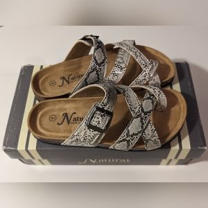 Natural Reflections Leanna Sandal White Snake Size US 6M New in Box